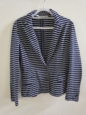 Gibson Women's Navy and White Striped Single-Button Blazer Size S